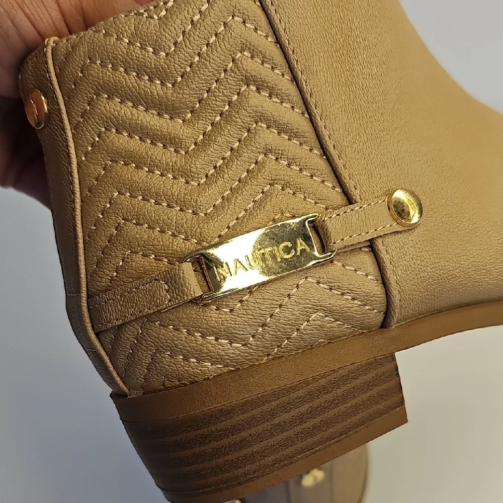 Nautica Women's Beige Ankle Booties‎ Size 4